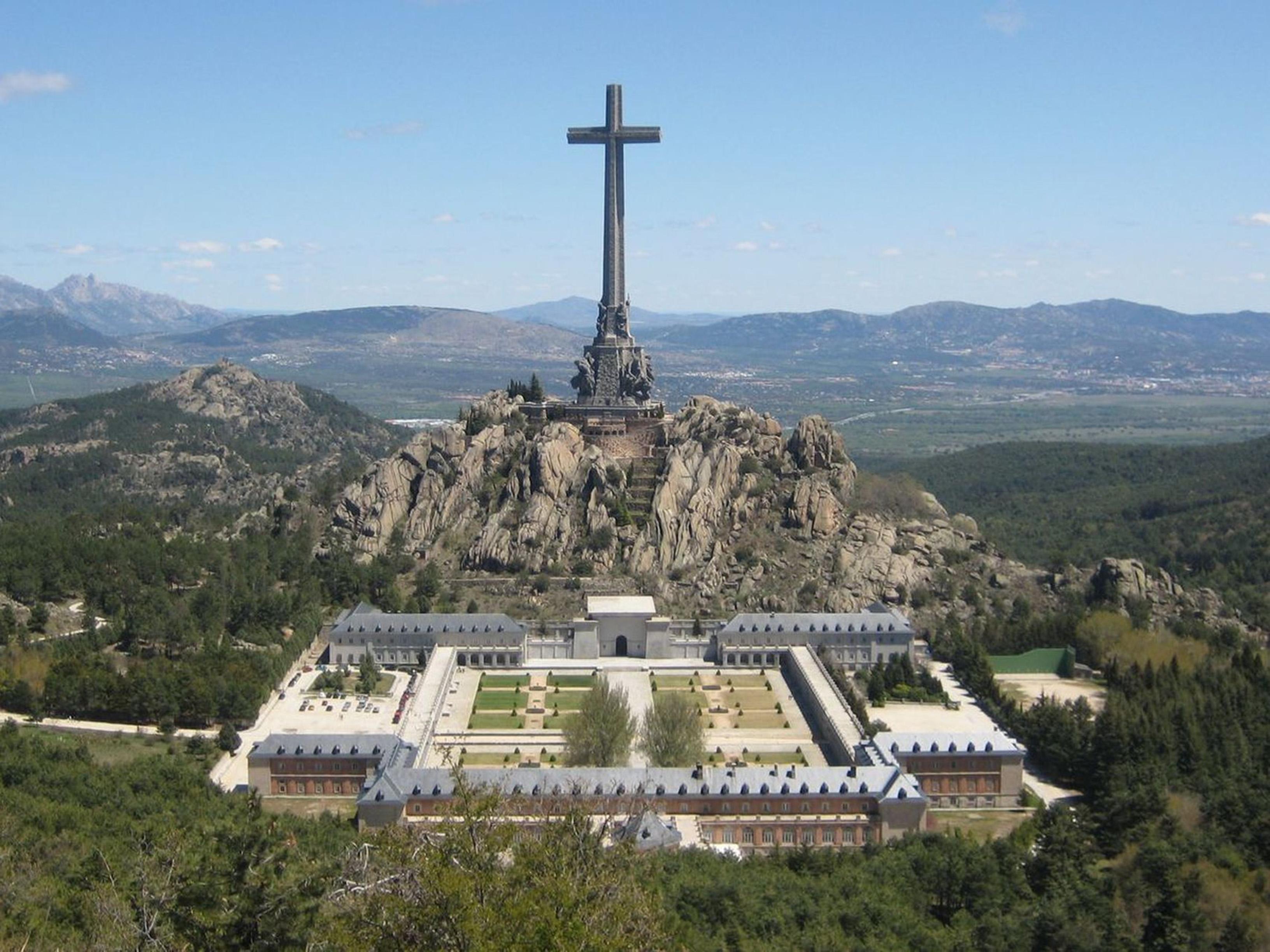 Hospederia Santa Cruz Hotell San Lorenzo de El Escorial Eksteriør bilde